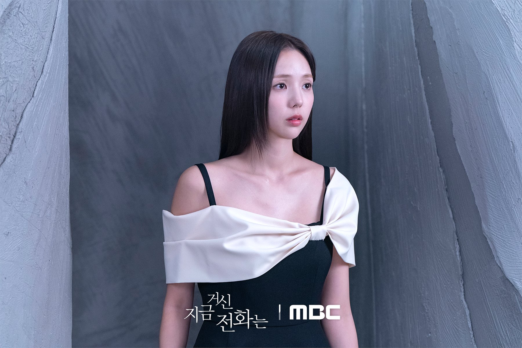 When the Phone Rings When the Phone Rings