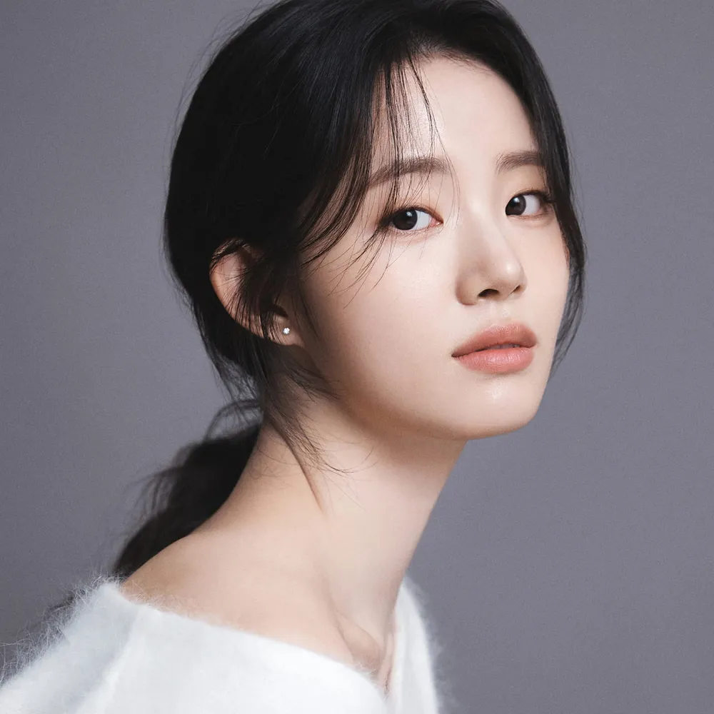 ชินซีอา รับบทนำในซีรีส์ Grand Galaxy Hotel ชินซีอา รับบทนำในซีรีส์ Grand Galaxy Hotel