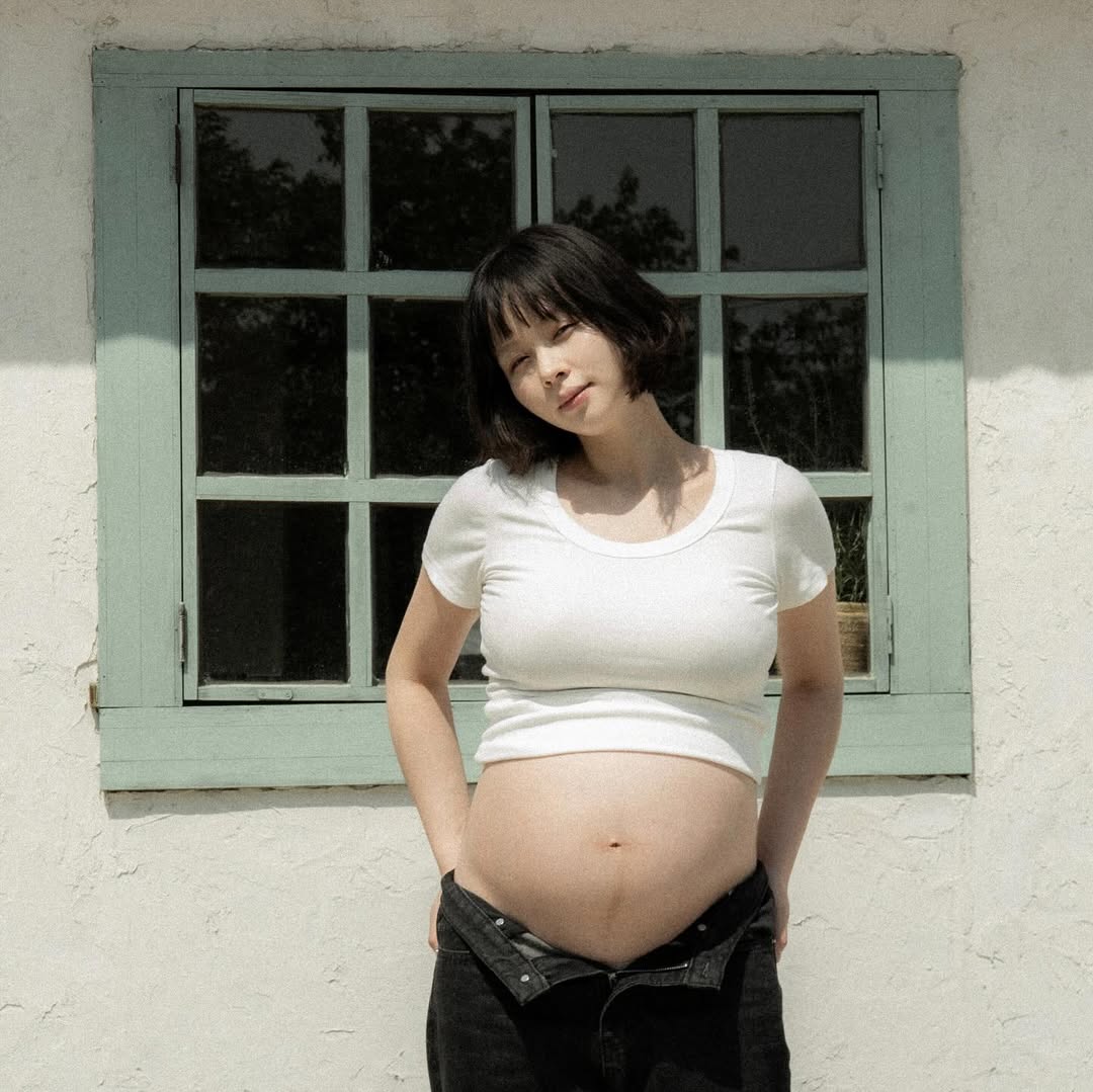 ชเวยุนรา ประกาศตั้งท้องลูกคนแรก